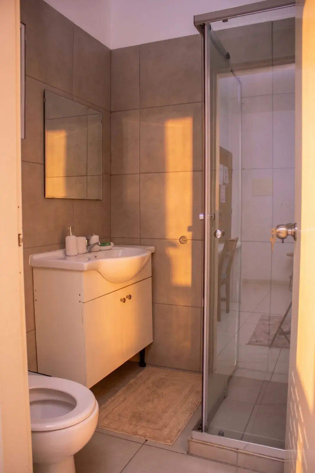 Double Room, Gabriela Guesthouse — photo 4 of 4